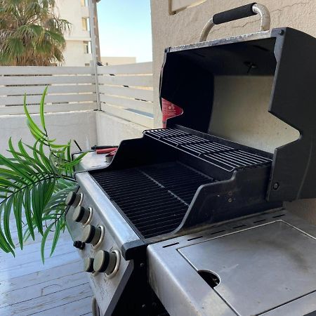דירת סטודיו יפיפיה על גג ומרפסת שמש ברחוב הירקון Apartment Tel Aviv Bagian luar foto